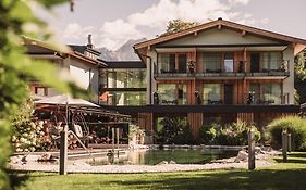 Wellness Und Brunch Hotel Morgenzeit Beheizter Naturteich Genuss Fruehstueck Bis 13 Uhr Hochkoenig Sommercard